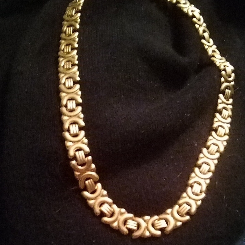 Vintage Avon Gold Tone Linked Statement Necklace
